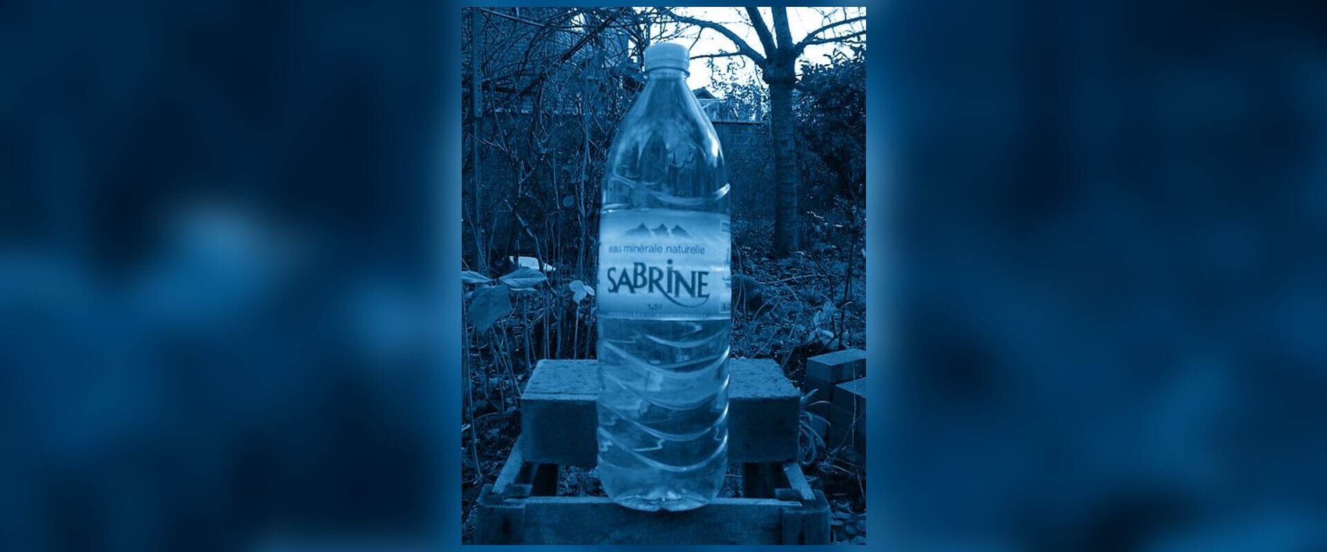 Sabrine - bouteille eau minerale naturelle source