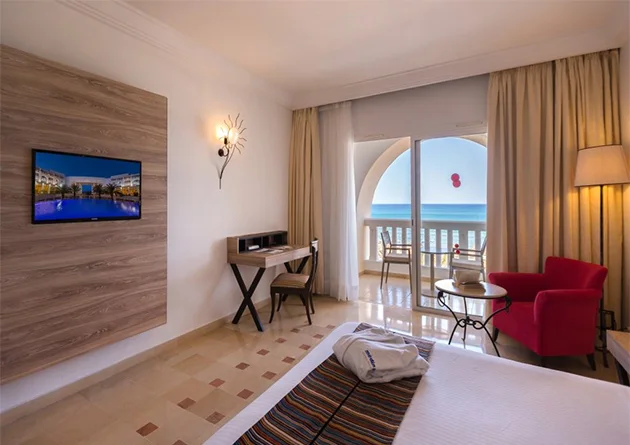 Chambre individuelle avec balcon et vue mer
